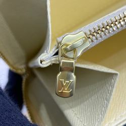 Louis Vuitton Zippy Wallet