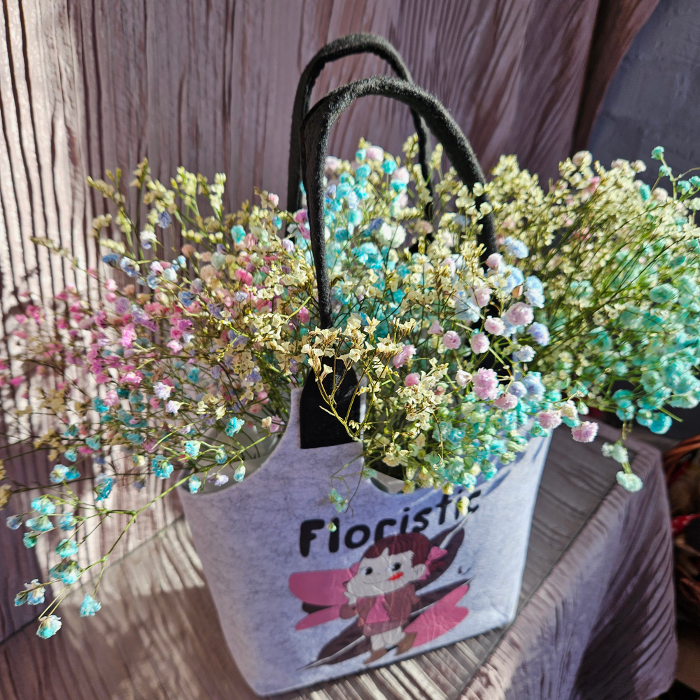 Композиция в фетровой сумочке "Романтичная"