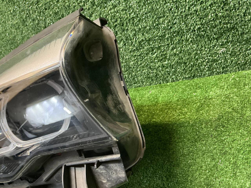 Фара правая BMW 5er G30 (2017-2020) LED