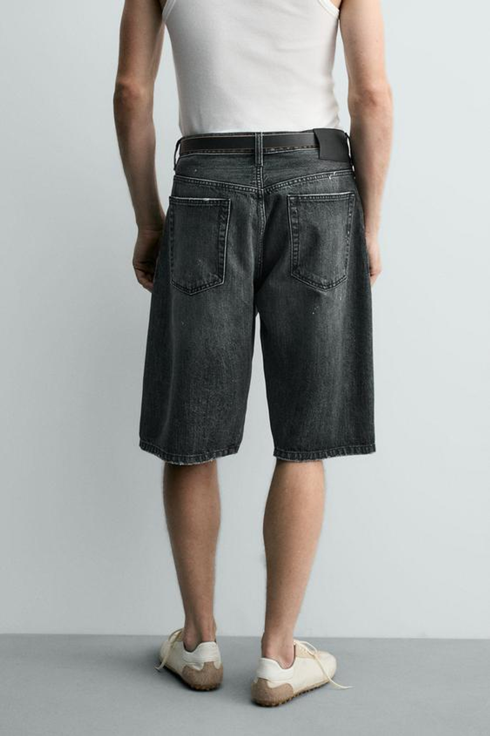ZARA ДЖИНСОВЫЕ ШОРТЫ BAGGY FIT, УГОЛЬНЫЙ