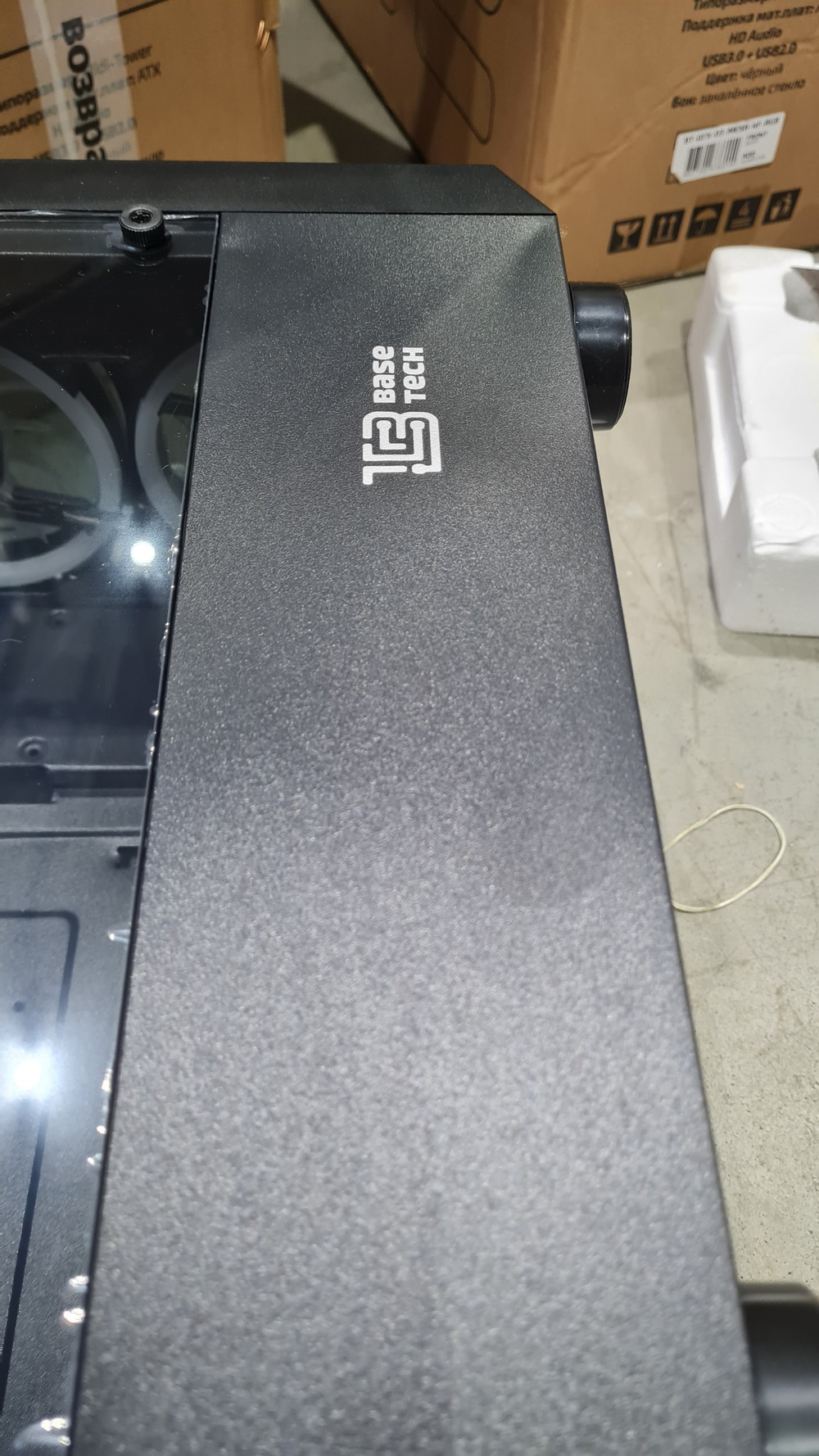 УЦЕНКА_Корпус BaseTech eXtreme GFX-04, Без БП, ATX, чёрный, 4xFRGB FAN, 2xUSB2, 1xUSB3, бок: закалённое стекло (RMA_BT-GFX-04-TG-4F-RGB) {замятие на кожухе блока питания}
