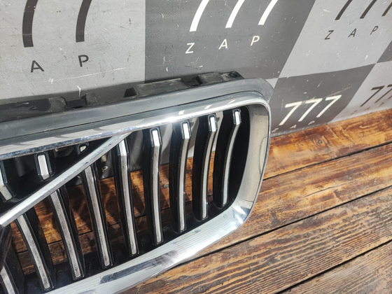 Решетка радиатора Volvo XC90 2 19-нв Б/У Оригинал 31698385
