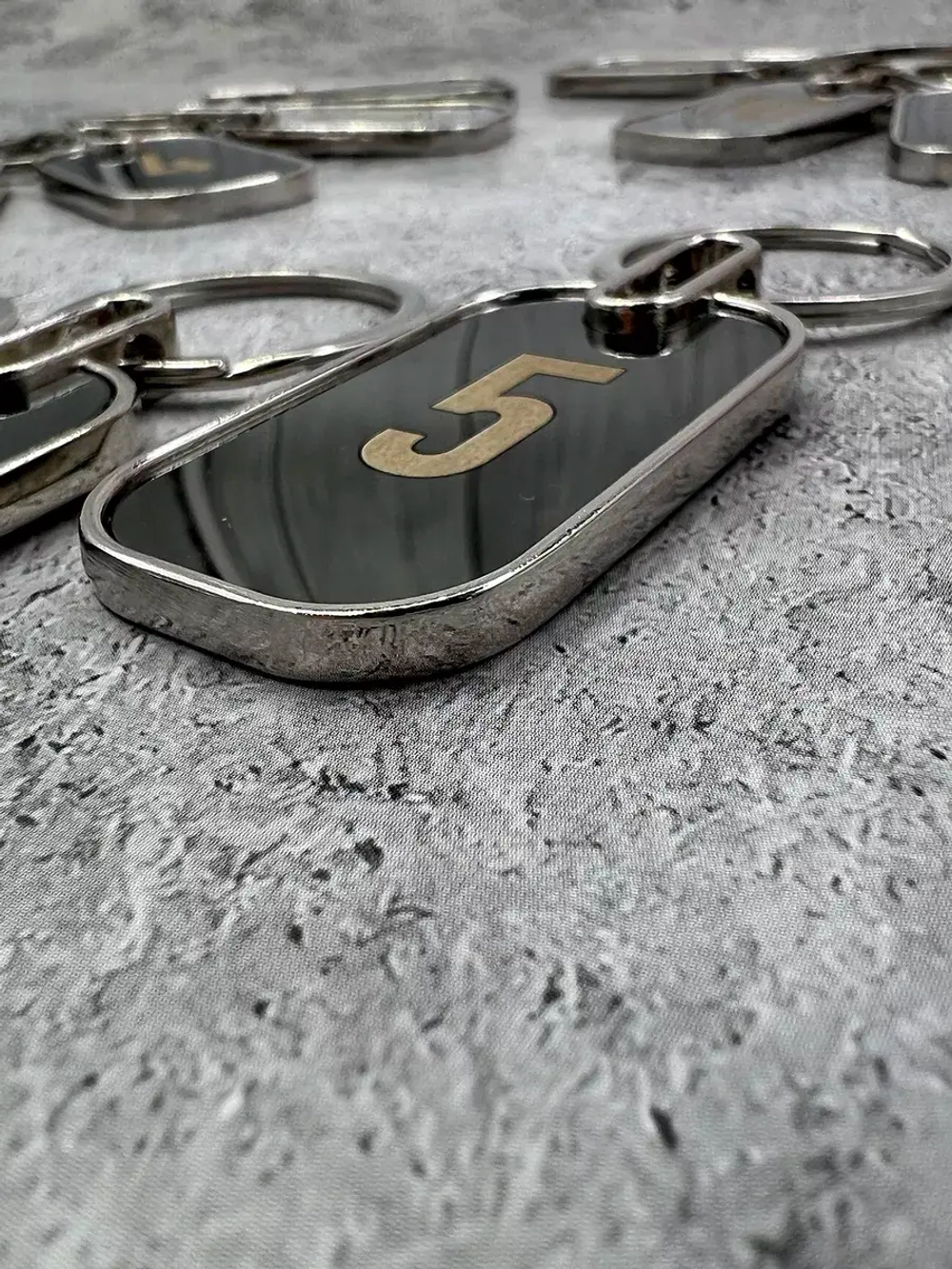 Номерки на ключи металл