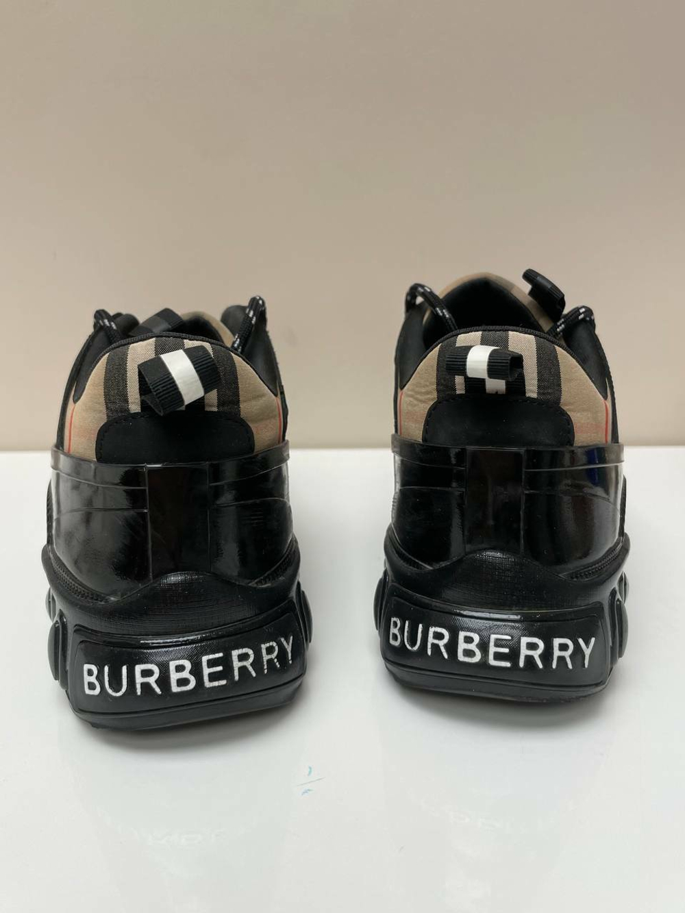 Кроссовки Burberry