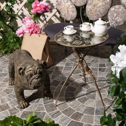 Садовая скульптура Сэр Винстон с накидкой