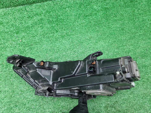 Фара правая Hongqi HS5 (2019-н.в.) LED