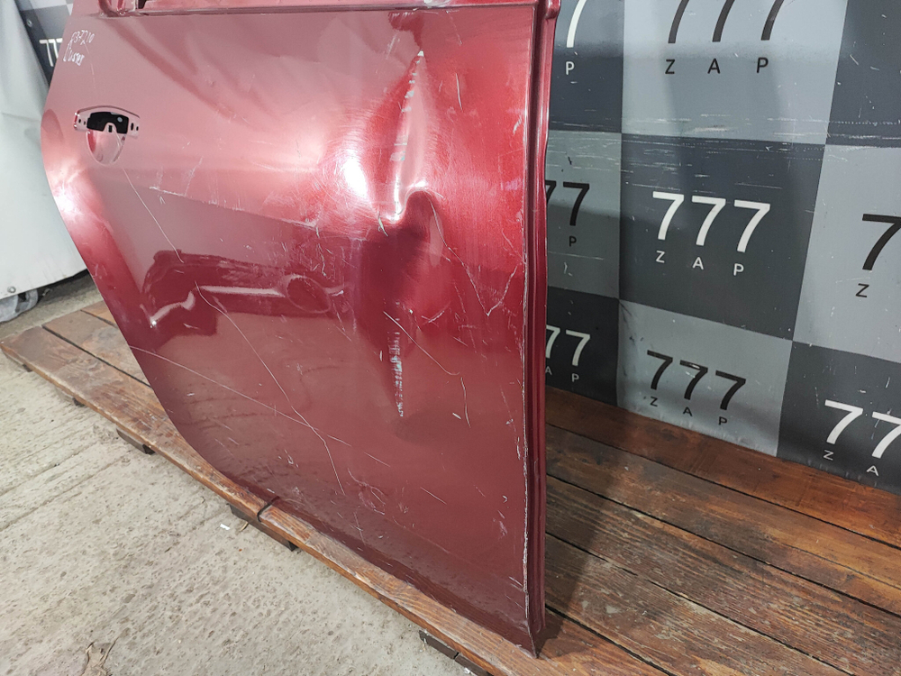 Дверь задняя правая Renault Duster 1 10-21 Б/У Оригинал 821007807R