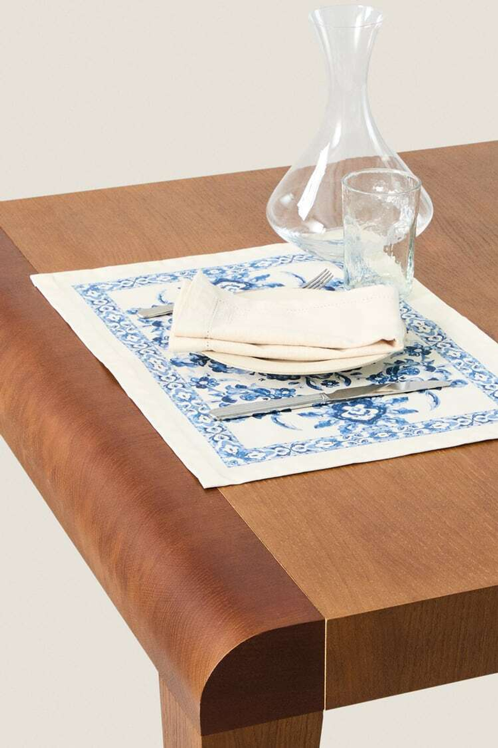 ZARA HOME САЛФЕТКА С МОЗАИЧНЫМ ПОКРЫТИЕМ ИЗ СМОЛЫ, СИНИЙ