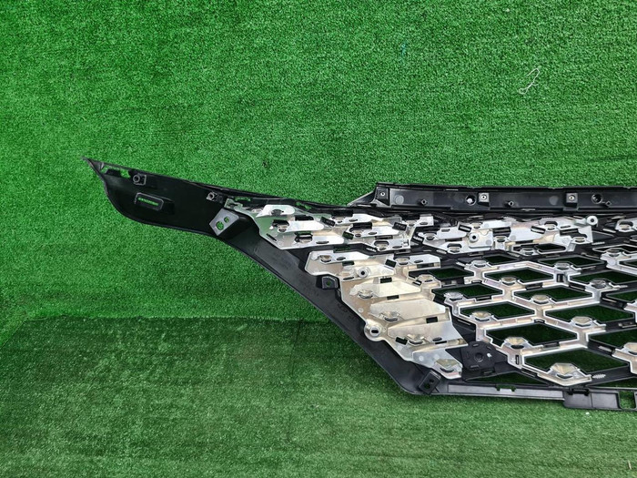 Решетка радиатора Omoda C5 (2022-н.в.)