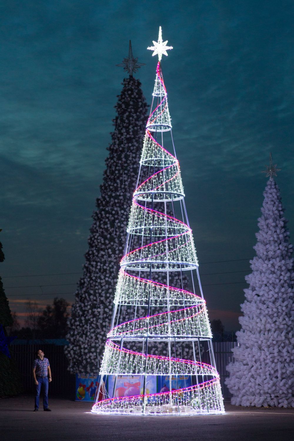 световая конструкция елка конус СПИРАЛЬ