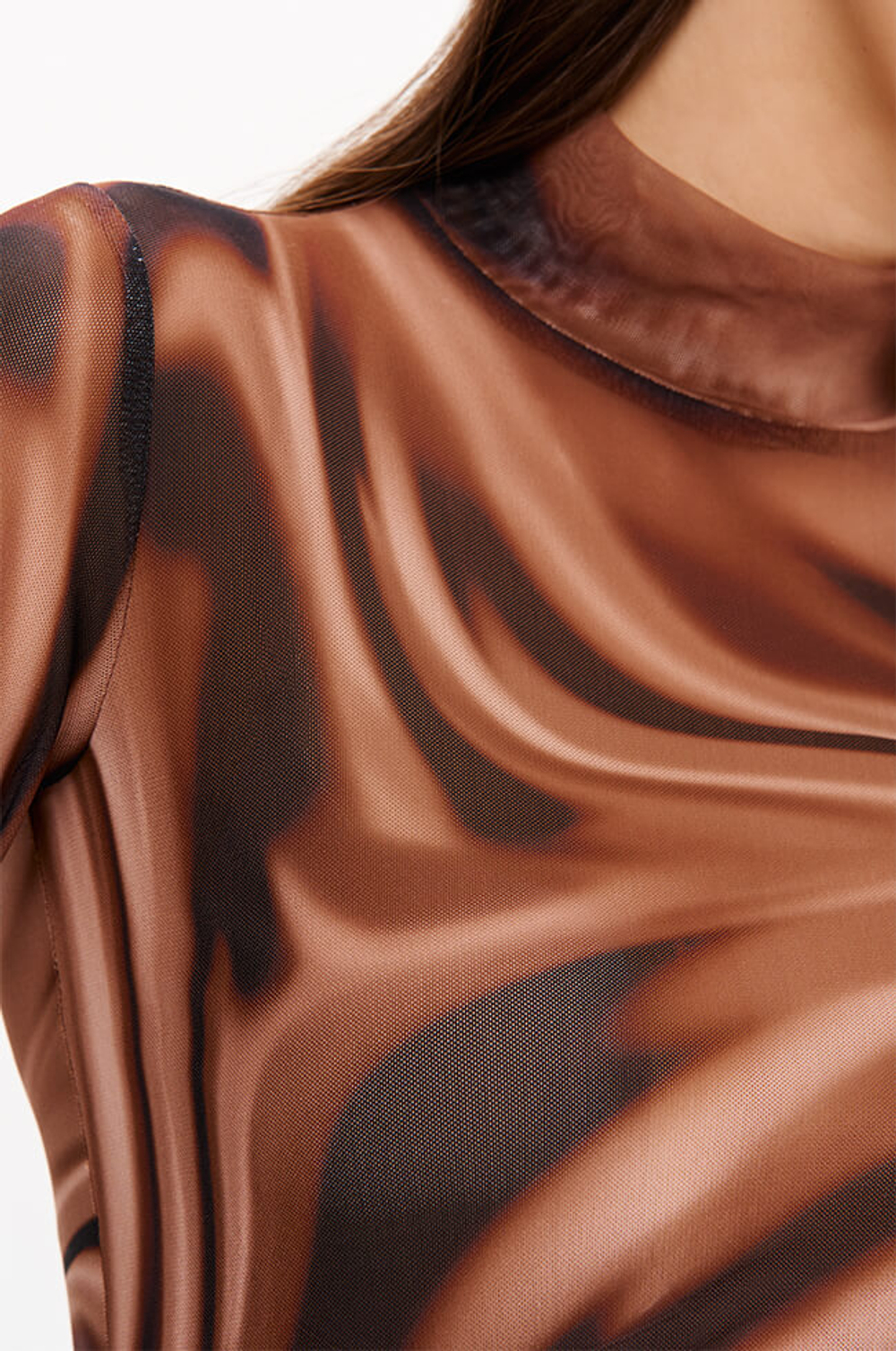 23399 Водолазка женская (бежево-коричневый принт)