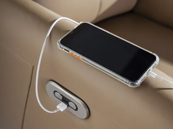 Кресло-реклайнер Angel Cerda 5086, бежевая кожа