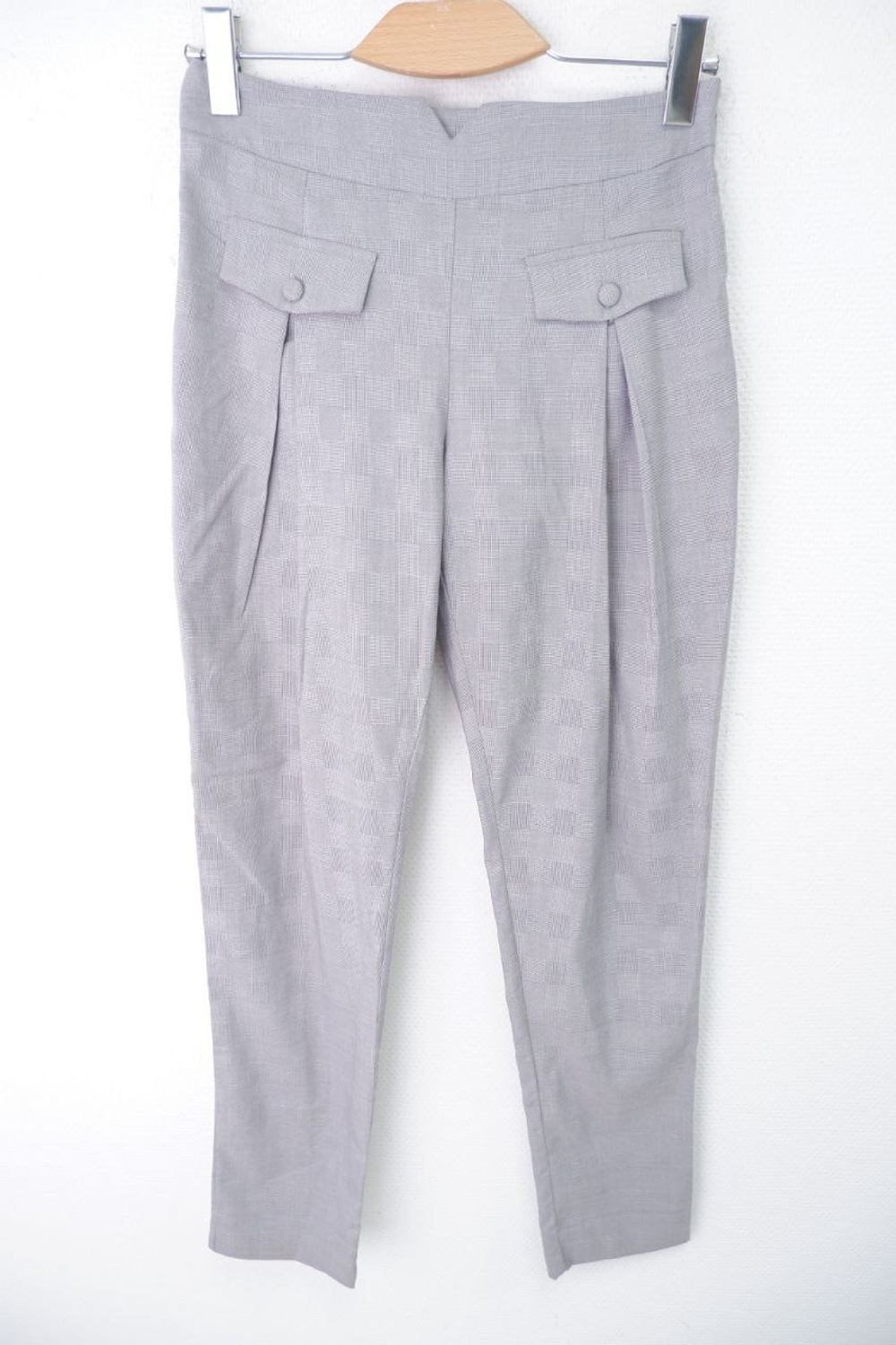 Брюки светлые классические 42-44 размер