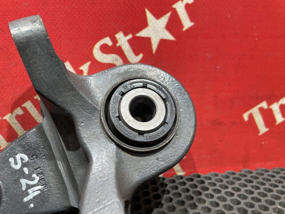 Кронштейн стойки стабилизатора 2021г