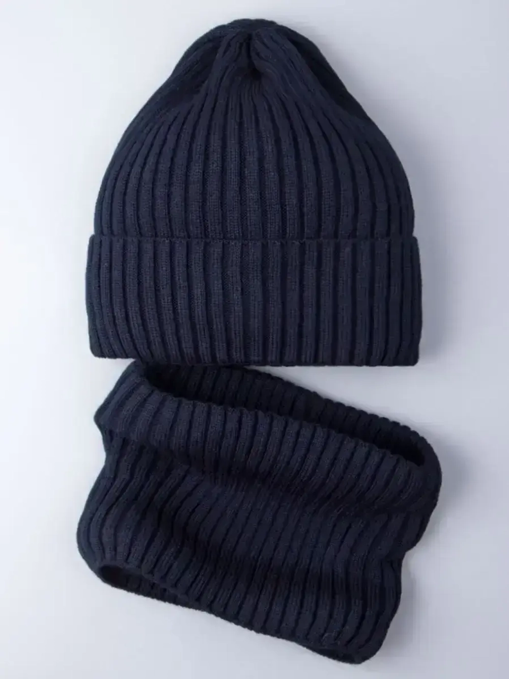 Шапка для мальчика со снудом осенняя