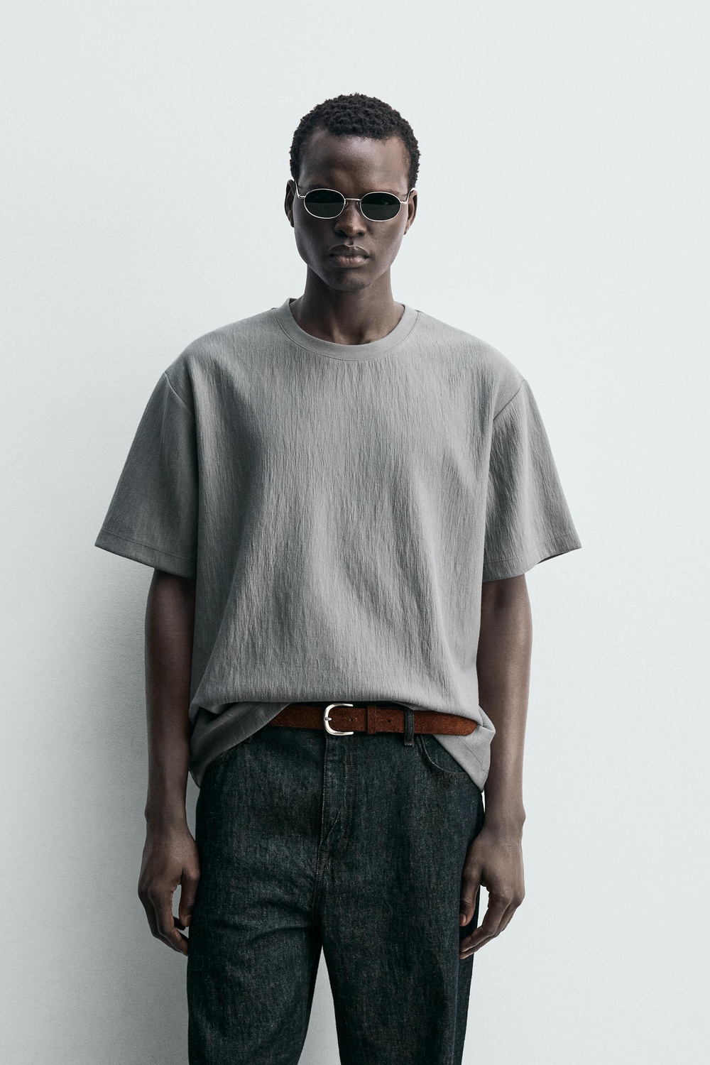 ZARA ФУТБОЛКА RELAXED FIT ИЗ РЕЛЬЕФНОЙ ТКАНИ, СЕРЫЙ