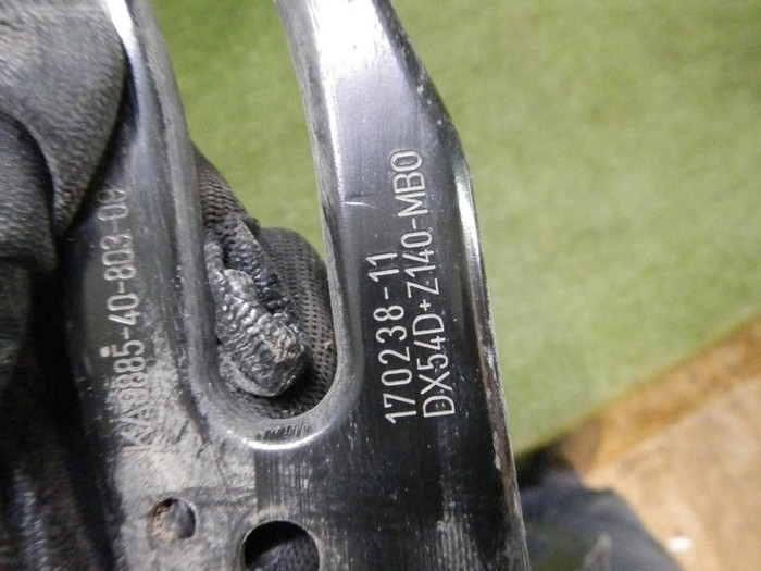 Кронштейн фары правый BMW 3er F30 (2011-2020)