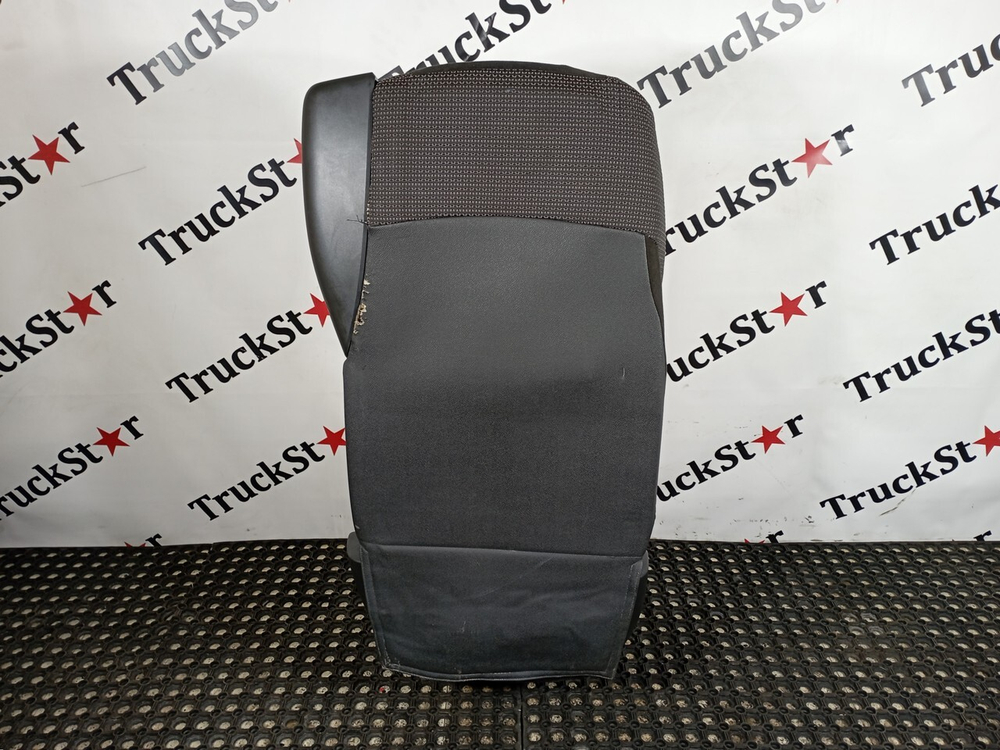 Сиденье водительское пневматическое