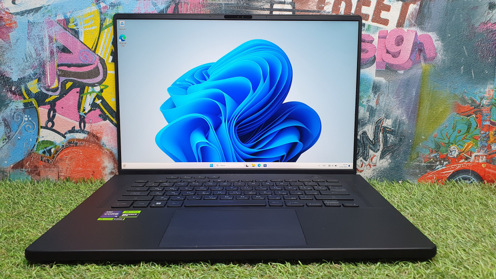 Игровой ASUS i9-13/32Gb/RTX 4070 8Gb/2K 240Hz/ROG Zephyrus M16 GU604VI-N4125 90NR0BW1-M006K0/Windows 11