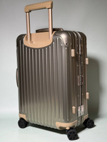 Чемодан Rimowa