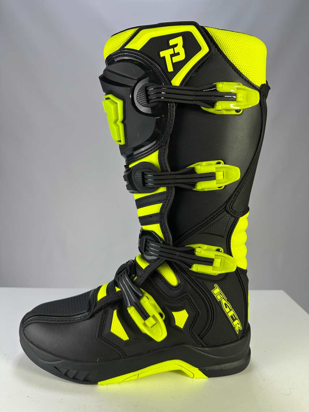 Мотоботы TIGER T3