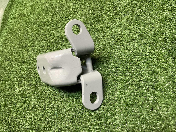 Петля двери передняя правая Hyundai Creta (16-21)