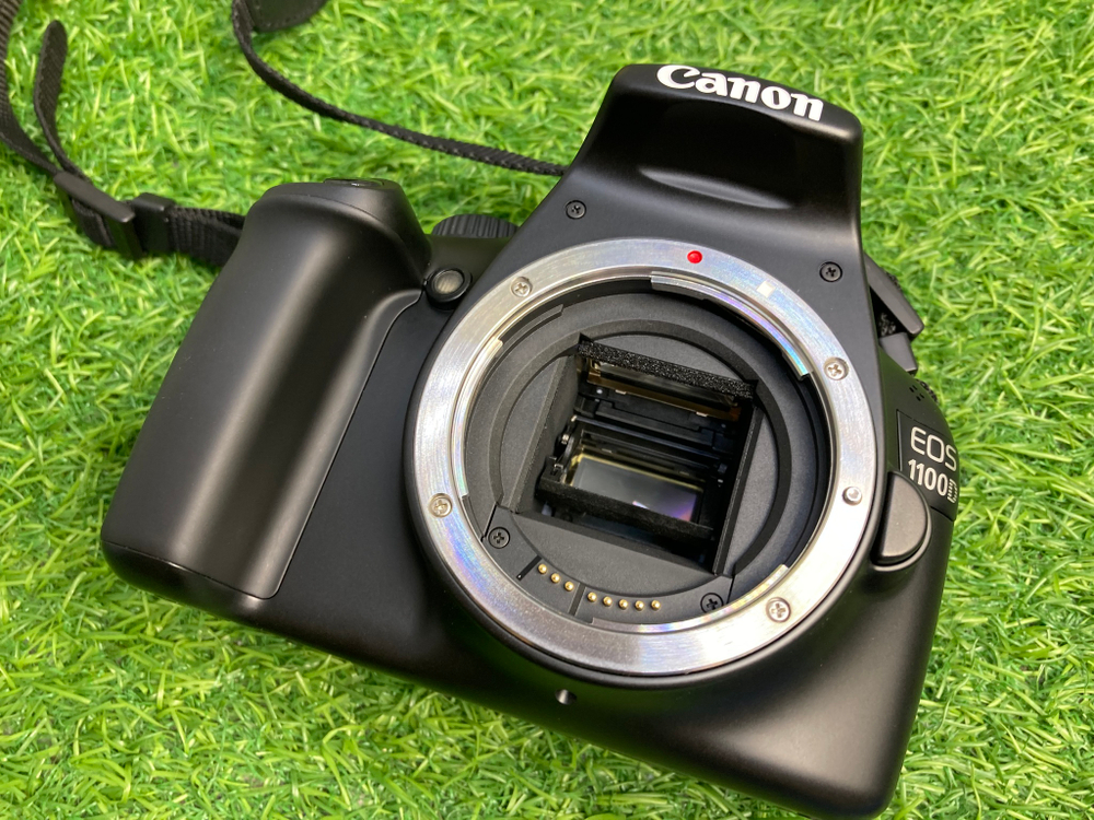 Canon 1100D + 18-55mm 450 кадров  Покупка/Продажа