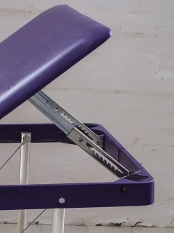 Складная косметологическая кушетка