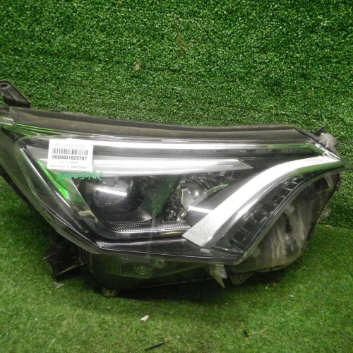 Фара правая Toyota RAV4 4 CA40 (2015-2019) LED