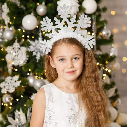 Ободок Снежинка с мишурой белая блеск