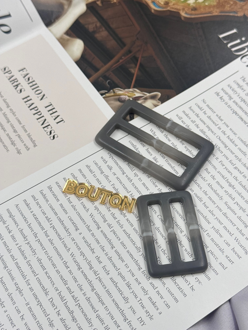 Пряжка серая матовая с прожилками