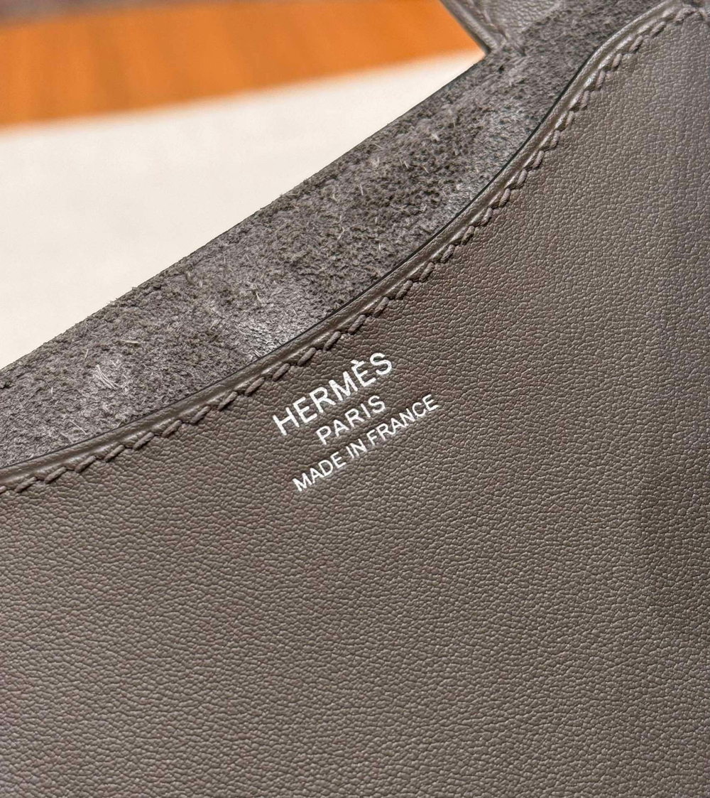 Hermes In The Loop 18 cm