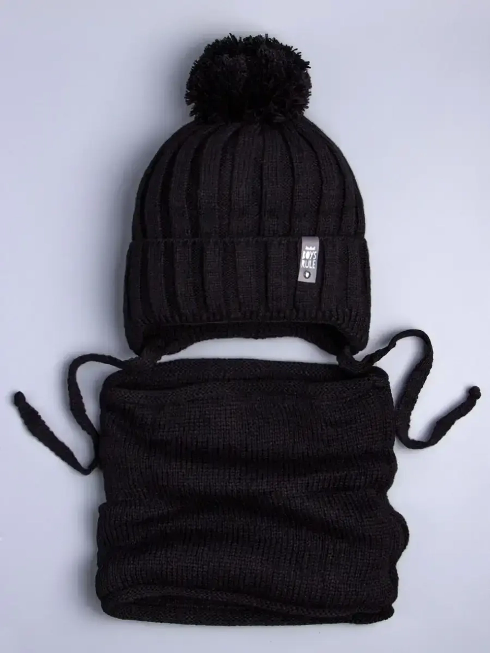 Шапка для мальчика со снудом осенняя