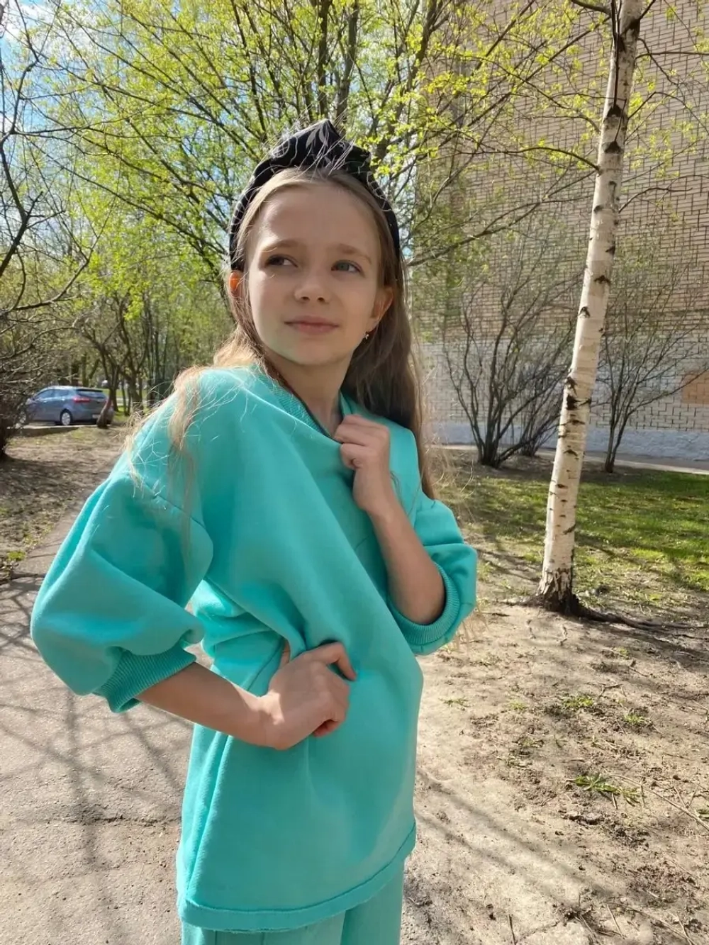 Свитшот удлиненный с коротким рукавом