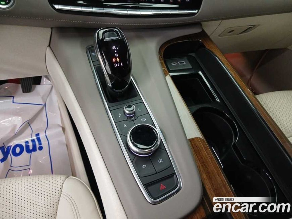 Cadillac Escalade 5 Generation 6.2 (12.2023)