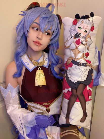 Мини дакимакура Ноэлль из Геншин Импакт | Genshin Impact арт. M0947, 60х20 см