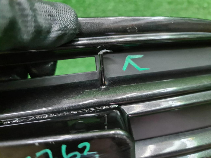 Решетка переднего бампера Toyota Camry xv70 20-нв