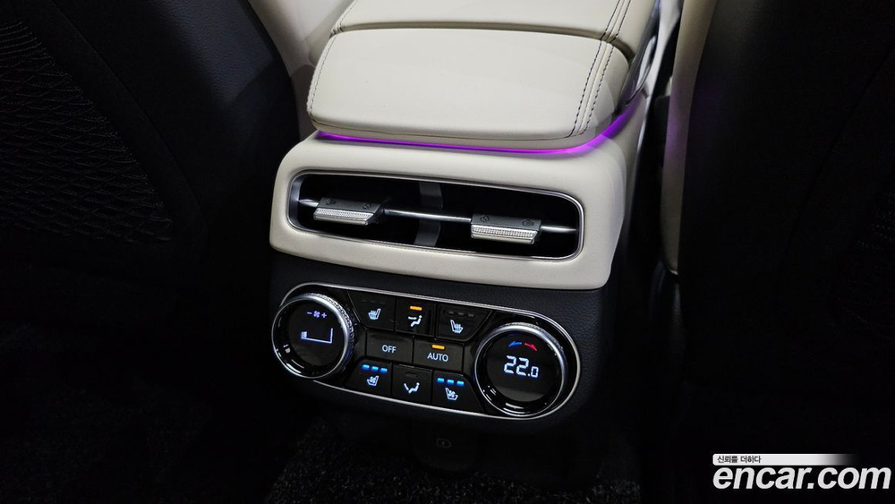 Genesis GV70 2.5T Бензин AWD (04.2024)