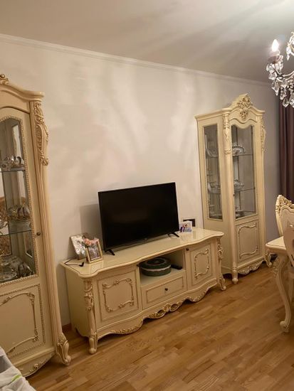 Шкаф-витрина ДЖОКОНДА крем глянец