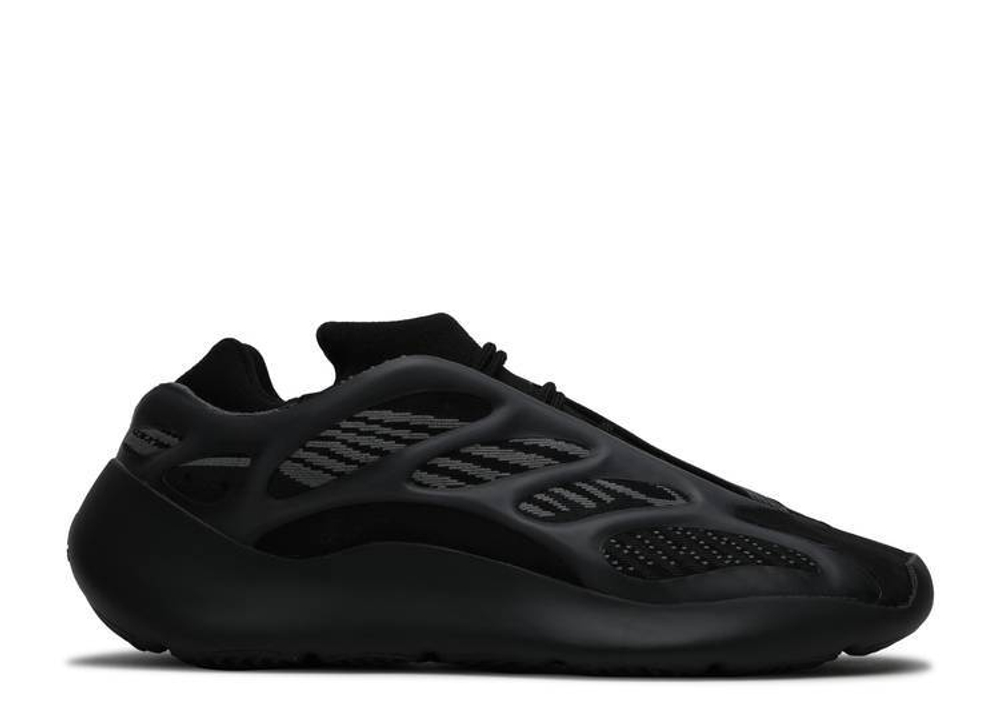 Yeezy 700 V3 "Alvah"