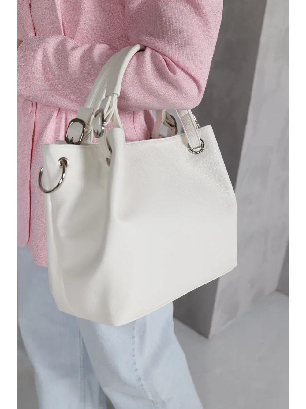 Сумка через плечо средняя тоут классическая