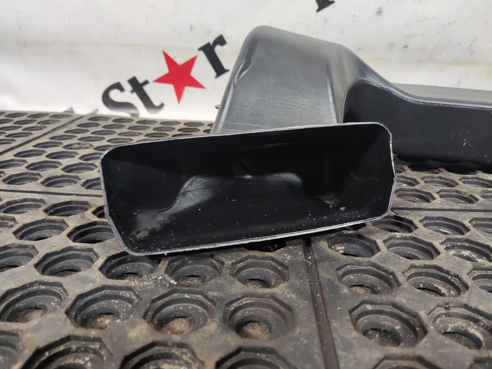 Воздуховод отопителя 2023г