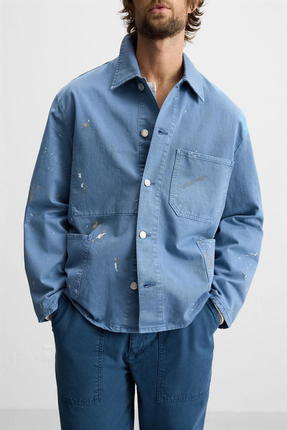 ZARA КУРТКА-РУБАШКА С ПРИНТОМ В ВИДЕ БРЫЗГ КРАСКИ, ЯРКО-СИНИЙ