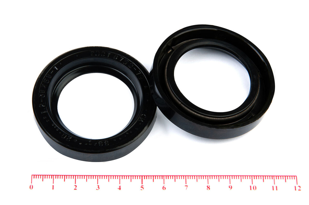 Сальник 1,2-38х58-1 МИМ-600, МИМ-300, ПУ-06, ТММ-1М, МОК-125, УКМ, П-11