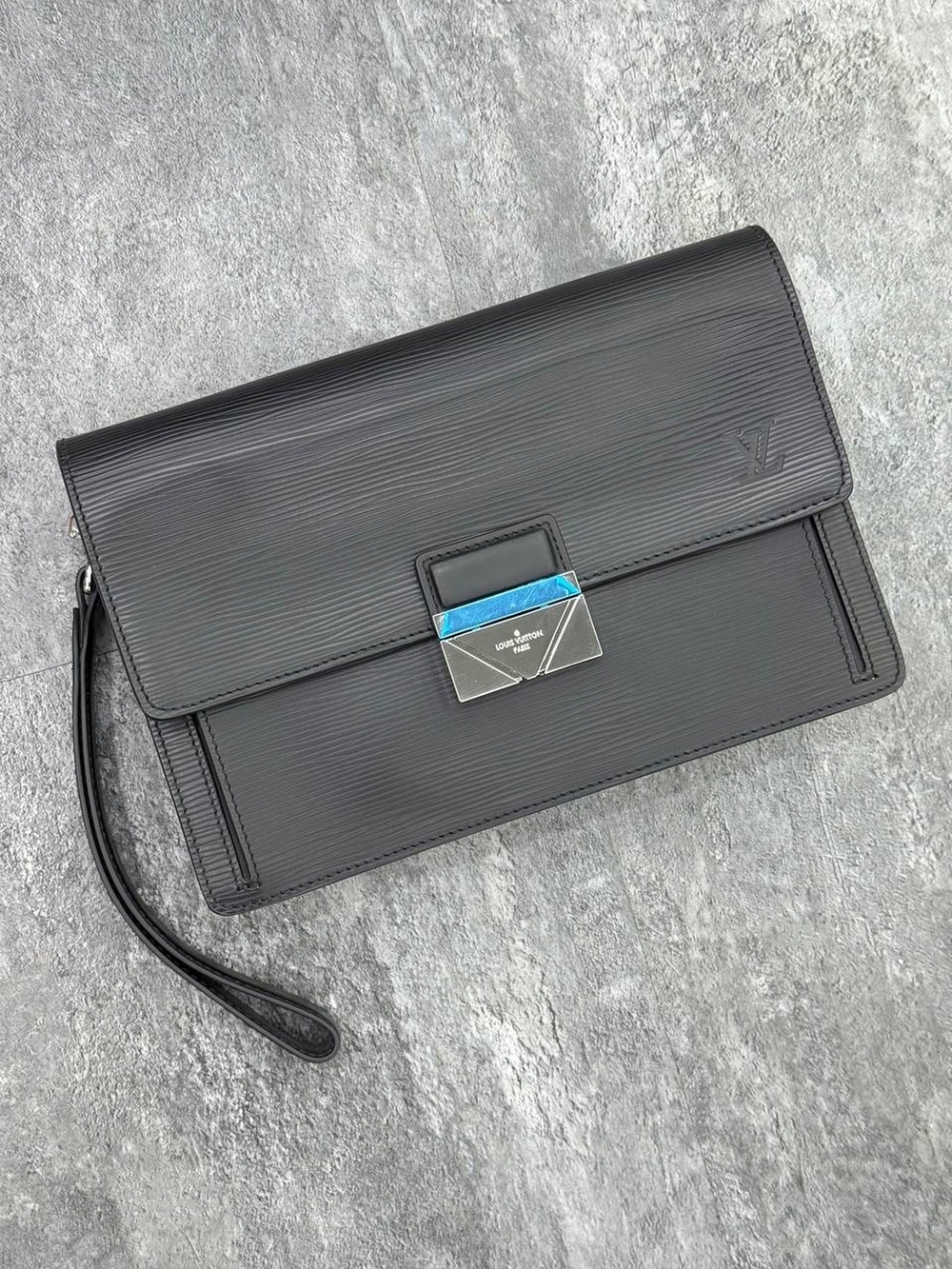 Клатч Louis Vuitton