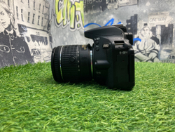 Nikon D5600 kit 18-55mm 900 кадров
