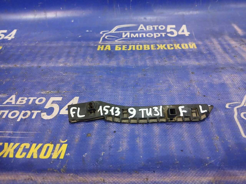 Крепление бампера переднее левое NISSAN PRESAGE 2003-2006