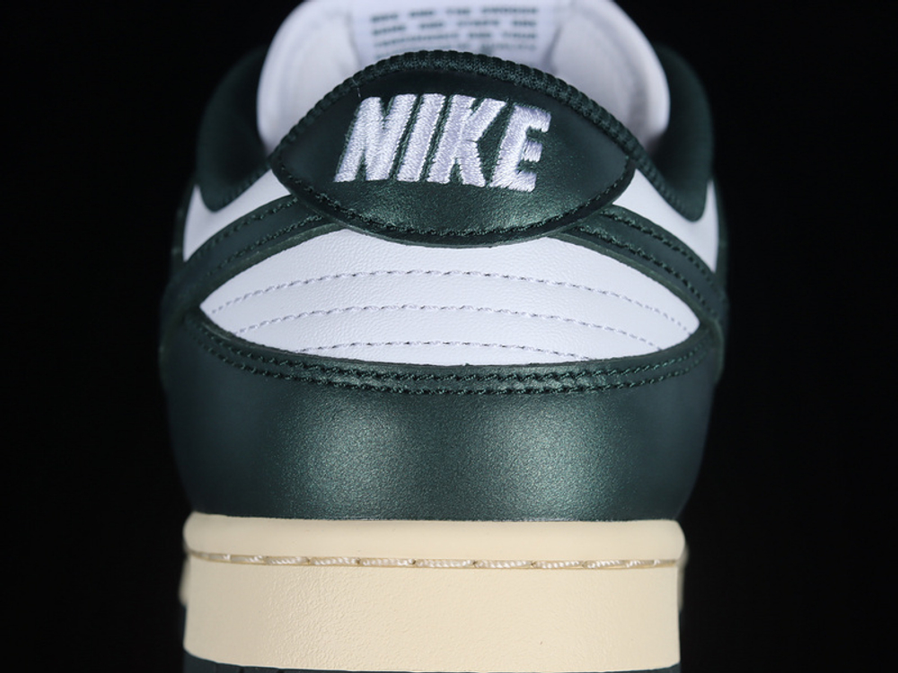 Nike Dunk Low Vintage Green