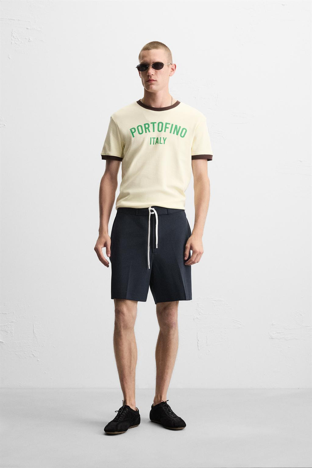 Шорты regular fit со шнурком