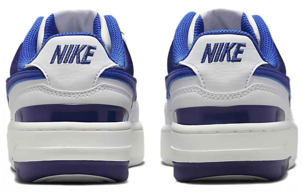 Кроссовки Nike (Женская размерная сетка)